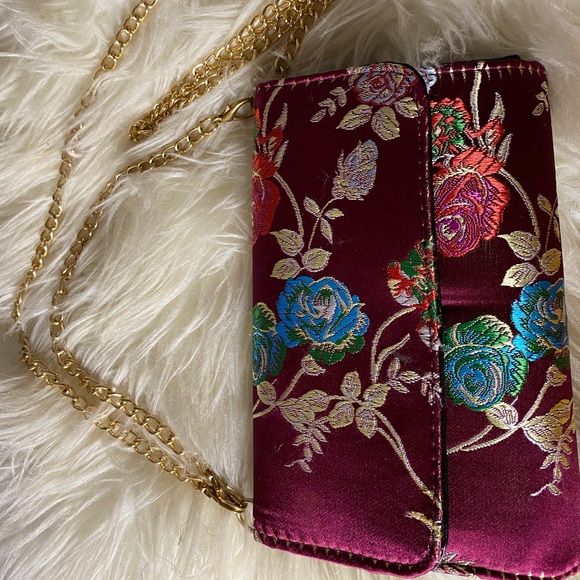 Burgundy purse - Picture 1 of 2